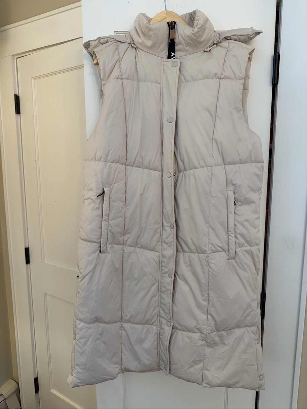 NWT AVEC LES FILLES CREAM LONG PUFFER VEST SIZE XL WARM WITH REMOVABLE HOOD